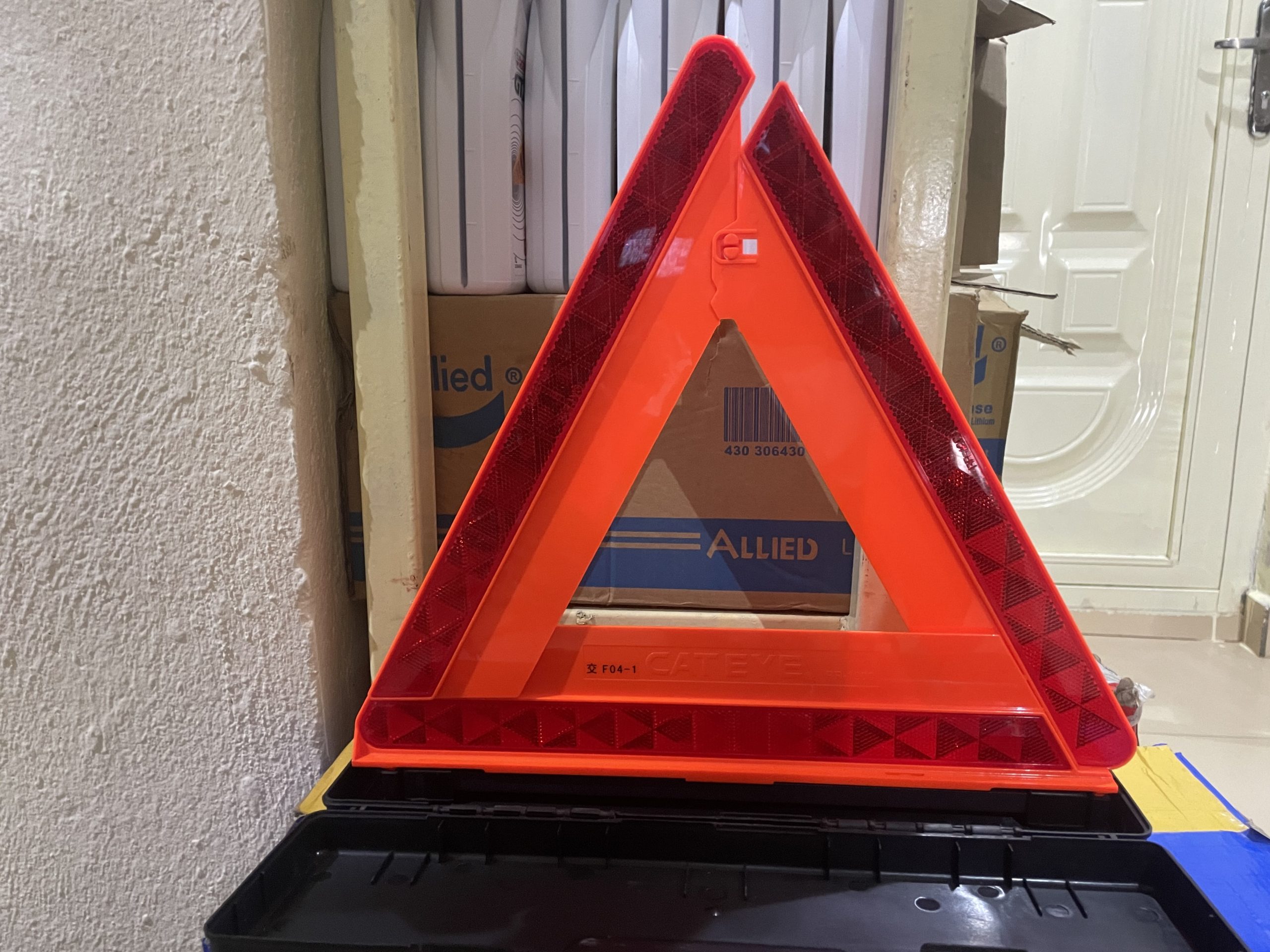 C-Caution Cat Eye,(Tokunbo)