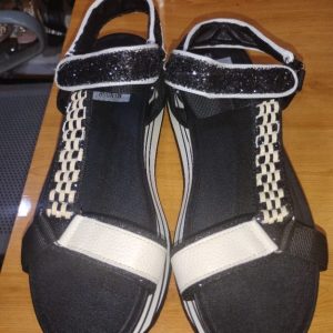 Women’s Black and White Woven Strap Sandals with Glitter Detail – Comfortable Casual Summer Footwear