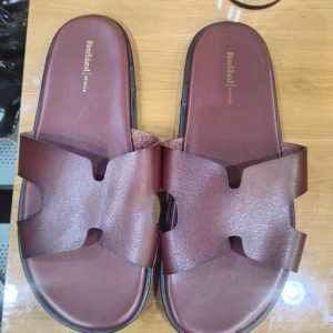 Brown Leather Slip-On shoe – Stylish Comfort Slides for Everyday Wear
